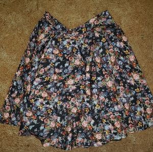 Flower patterned midi flowy skirt
